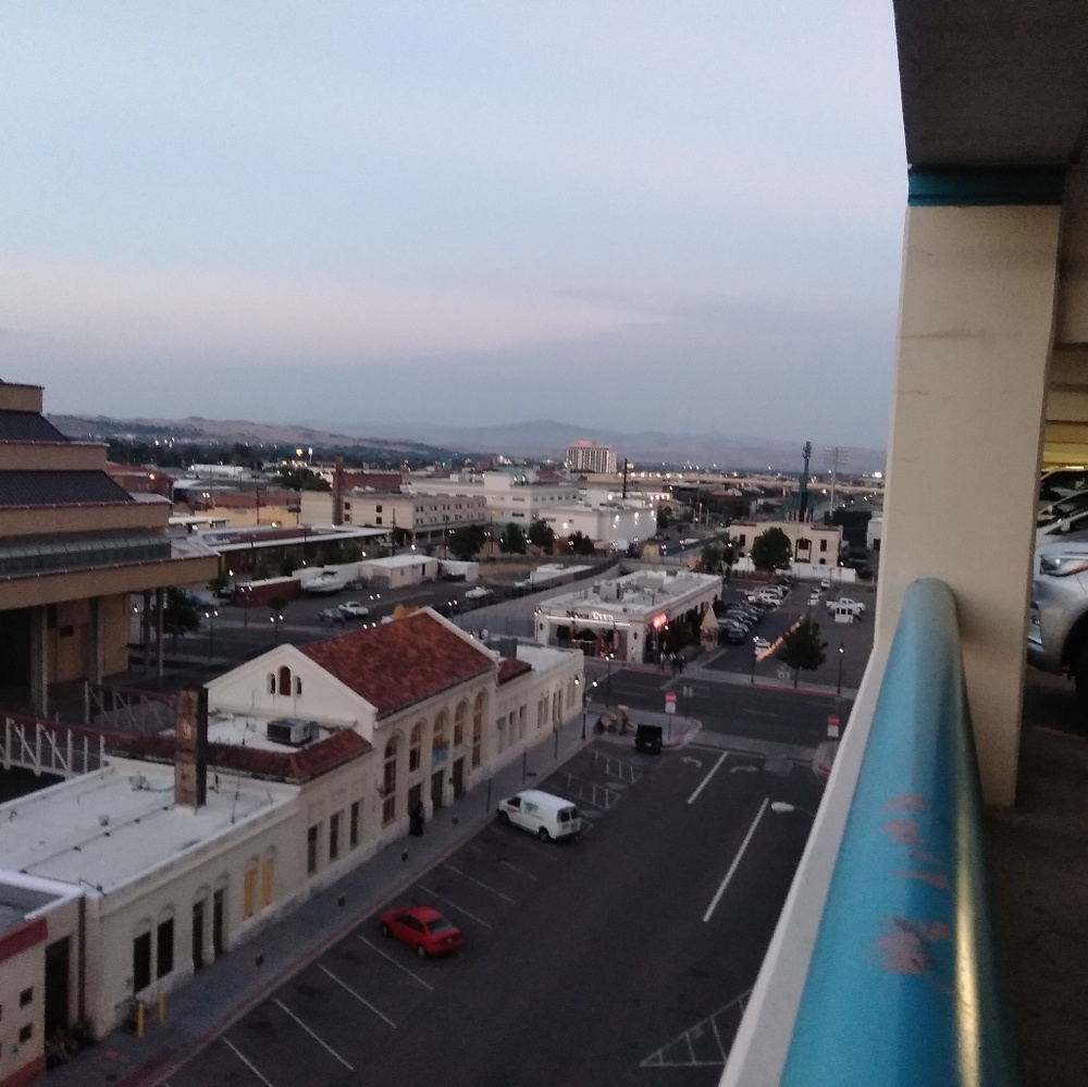 Meet your Posher, Gary